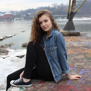 Meet your Posher, Kaylee